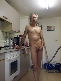 Naked housekeeping